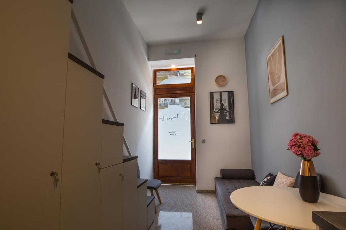Apartment Petit Design Ljubljana